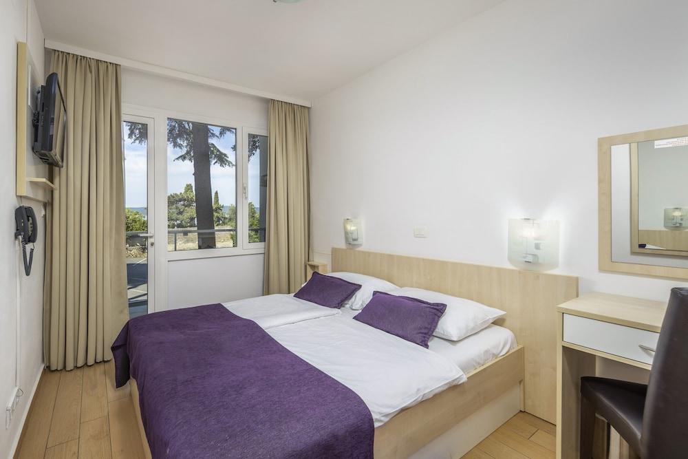 Hotel Slaven Selce Dış mekan fotoğraf