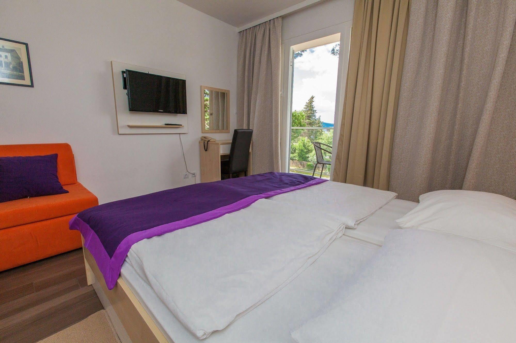 Hotel Slaven Selce Dış mekan fotoğraf