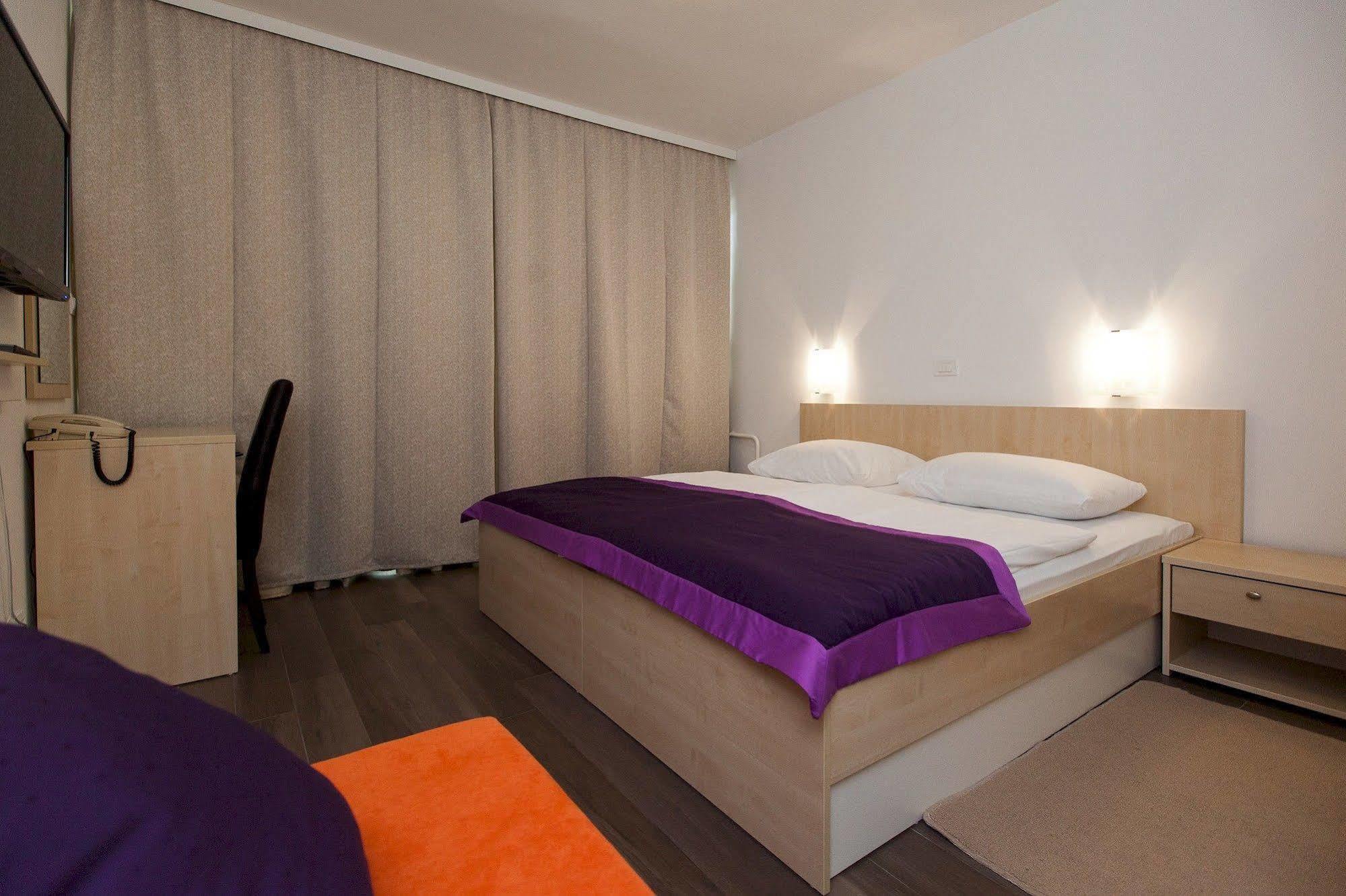 Hotel Slaven Selce Dış mekan fotoğraf